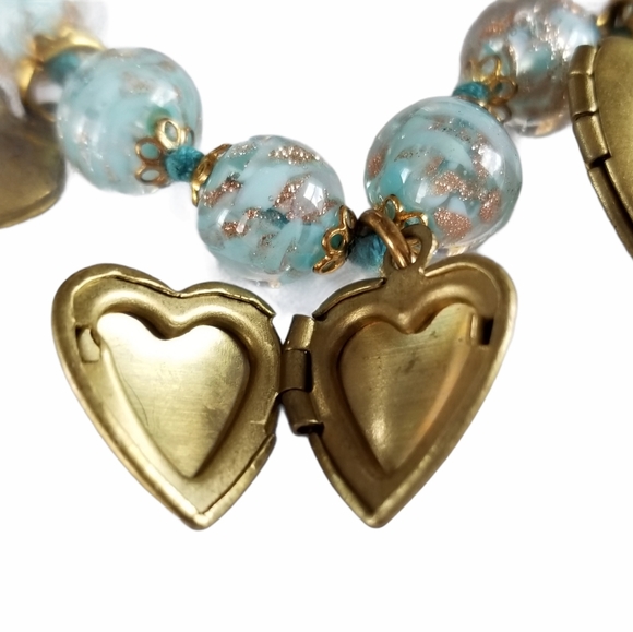 Hand Crafted Repurposed Vintage Art Glass Locket Bracelet - Picture 6 of 12